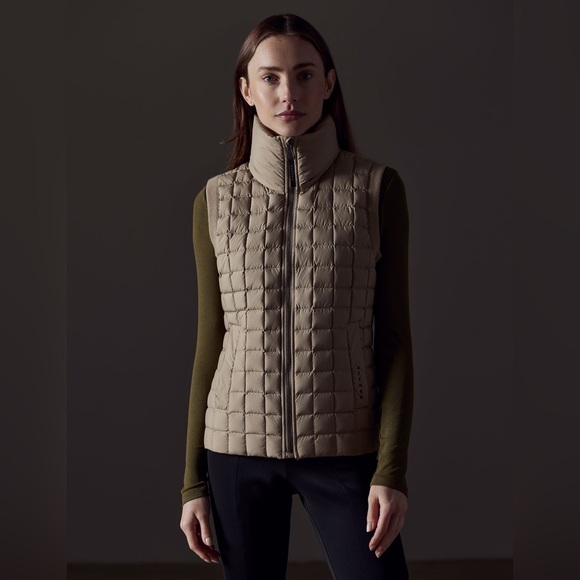 NWT $525 Aether Phase Vest Women’s XL Chinchilla Brown Cashmere Goose Down - Picture 2 of 15